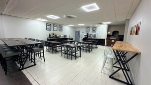 Free continental breakfast 