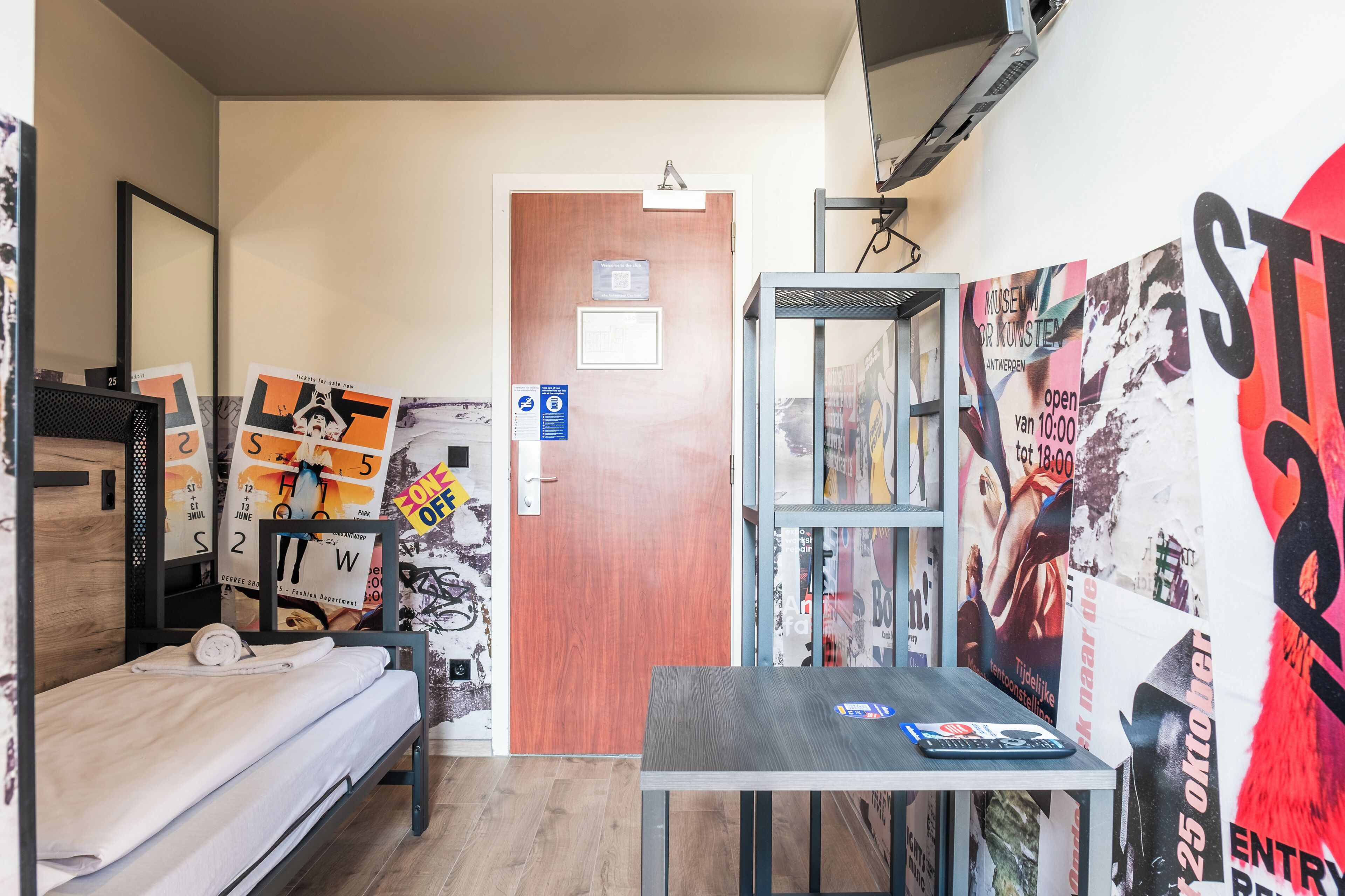 Single Room | Desk, laptop workspace, free WiFi, bed sheets