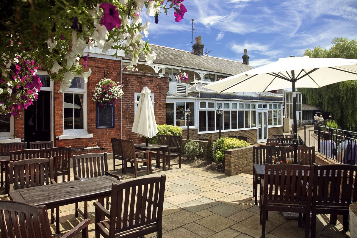 Mercure London StainesuponThames Hotel Reviews, Deals & Photos 2024