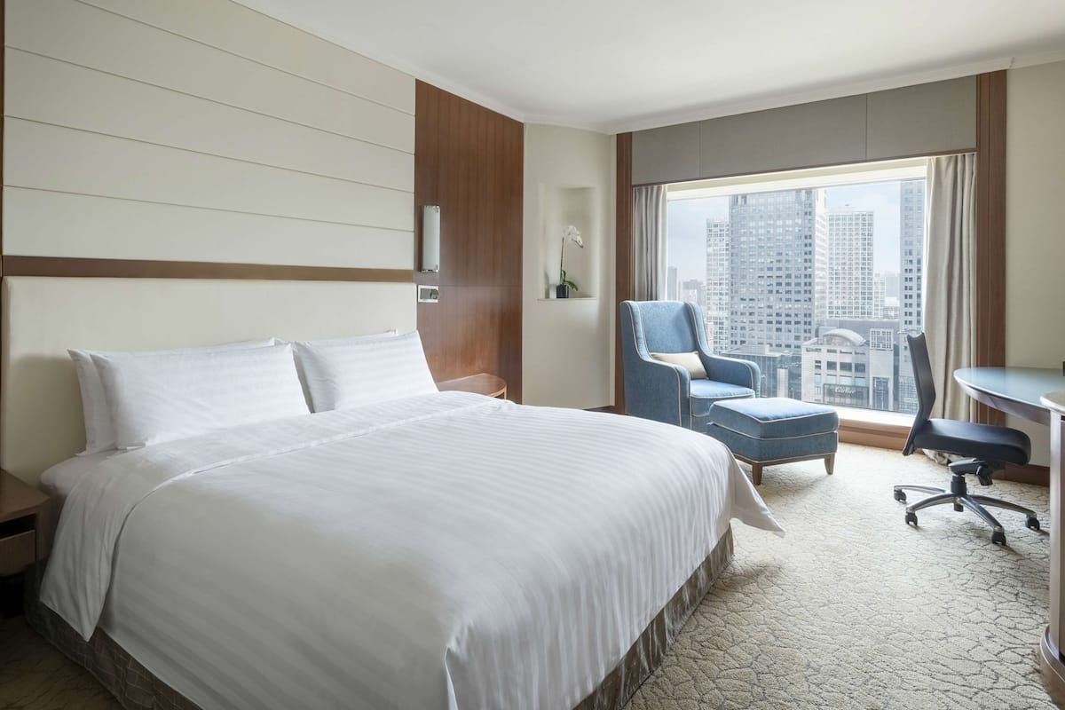 Deluxe Room, 1 King Bed | View from room