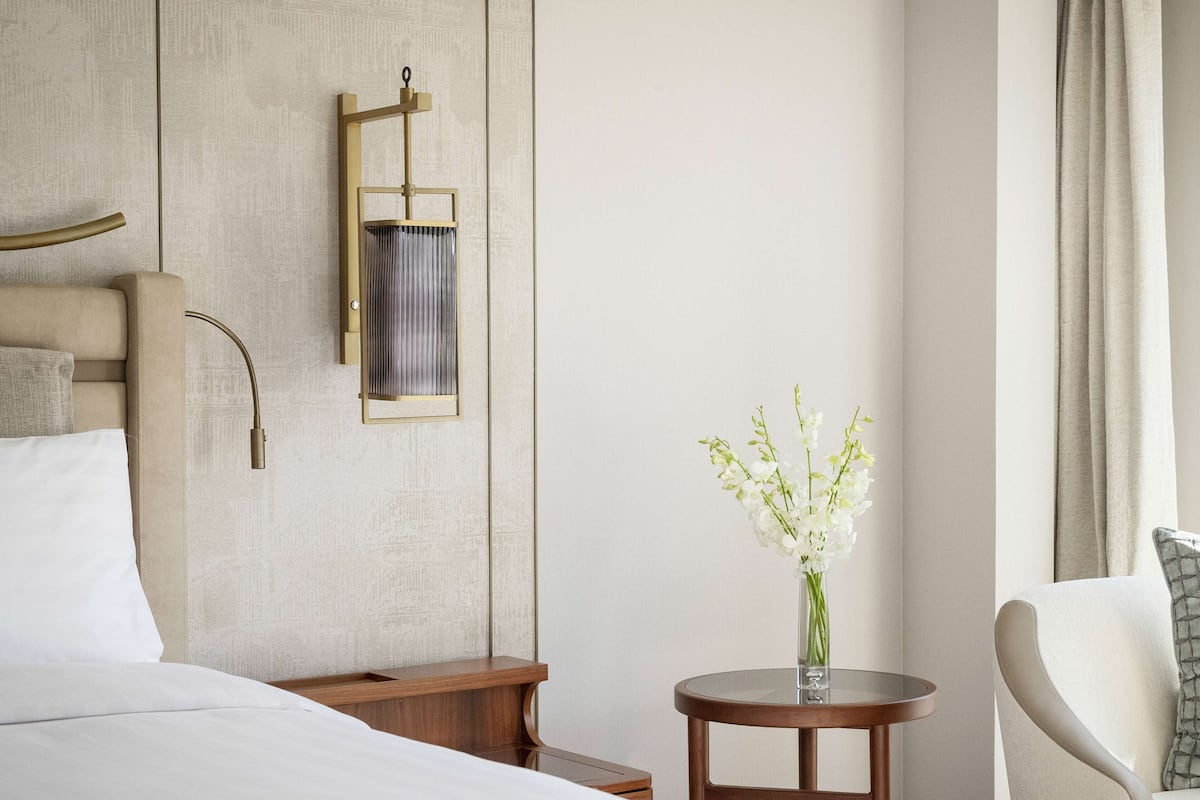 Select Comfort beds, minibar, in-room safe, desk