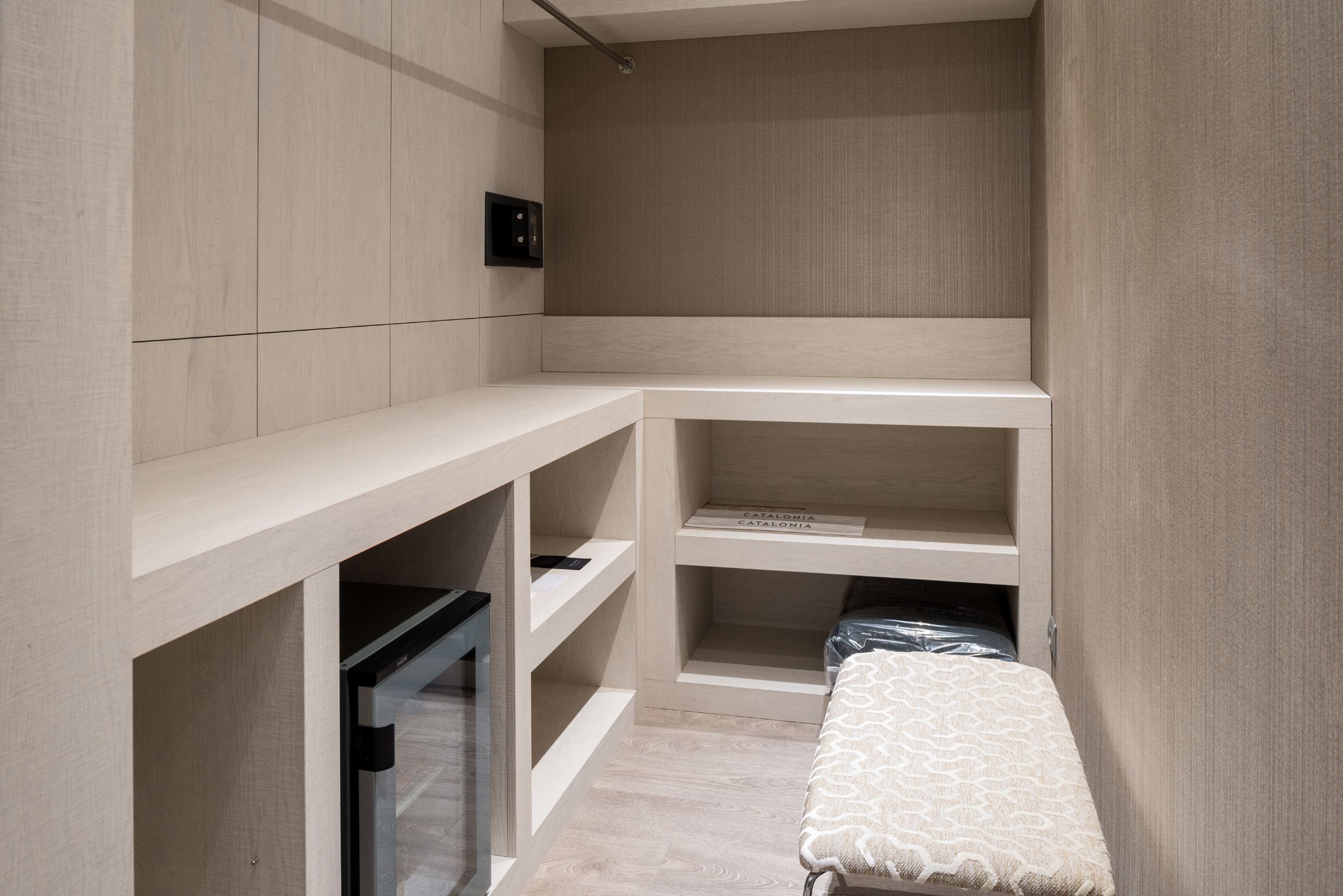 family suite (suite familiar) | 1 bedroom, minibar, in-room safe, desk