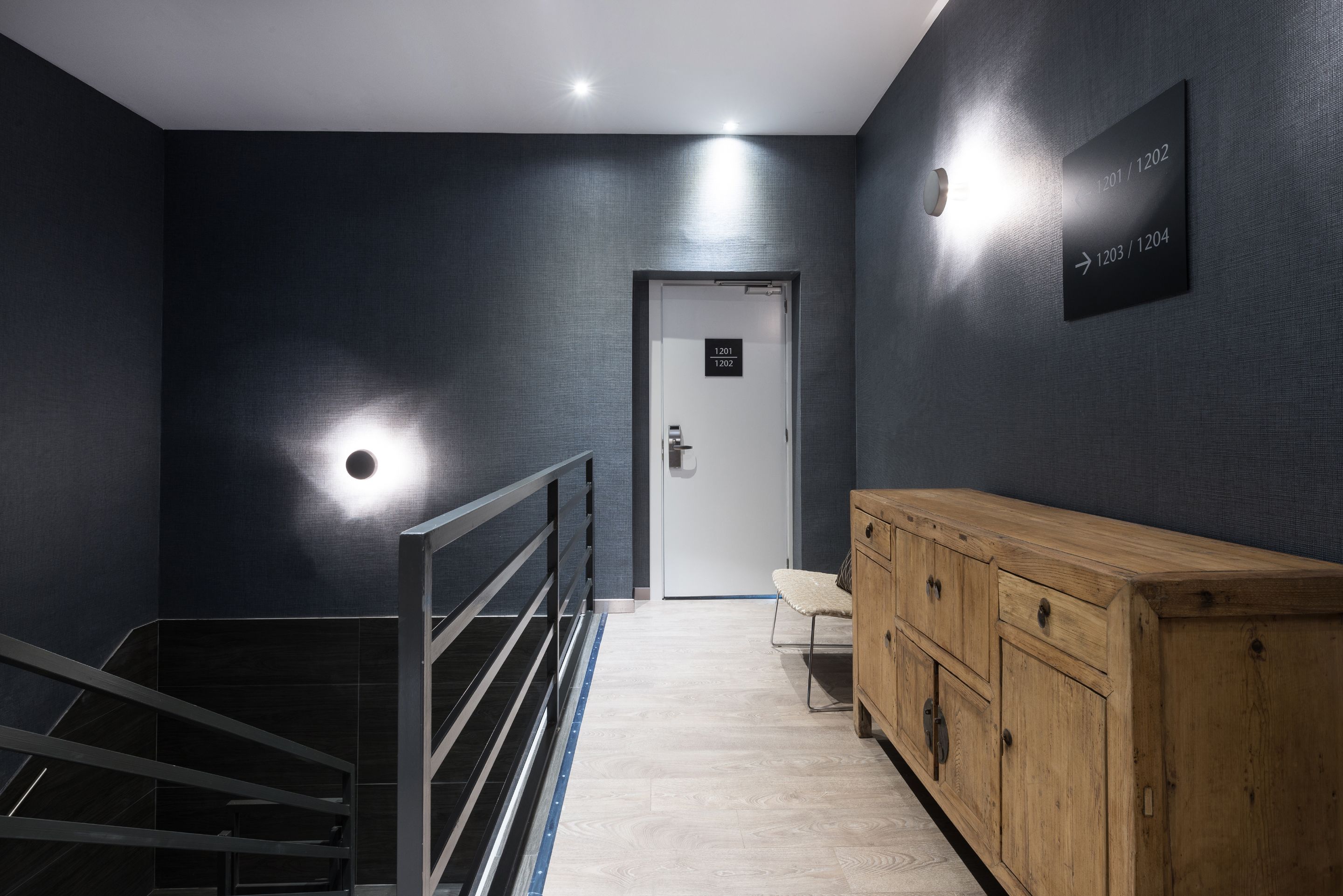 family suite (suite familiar) | 1 bedroom, minibar, in-room safe, desk