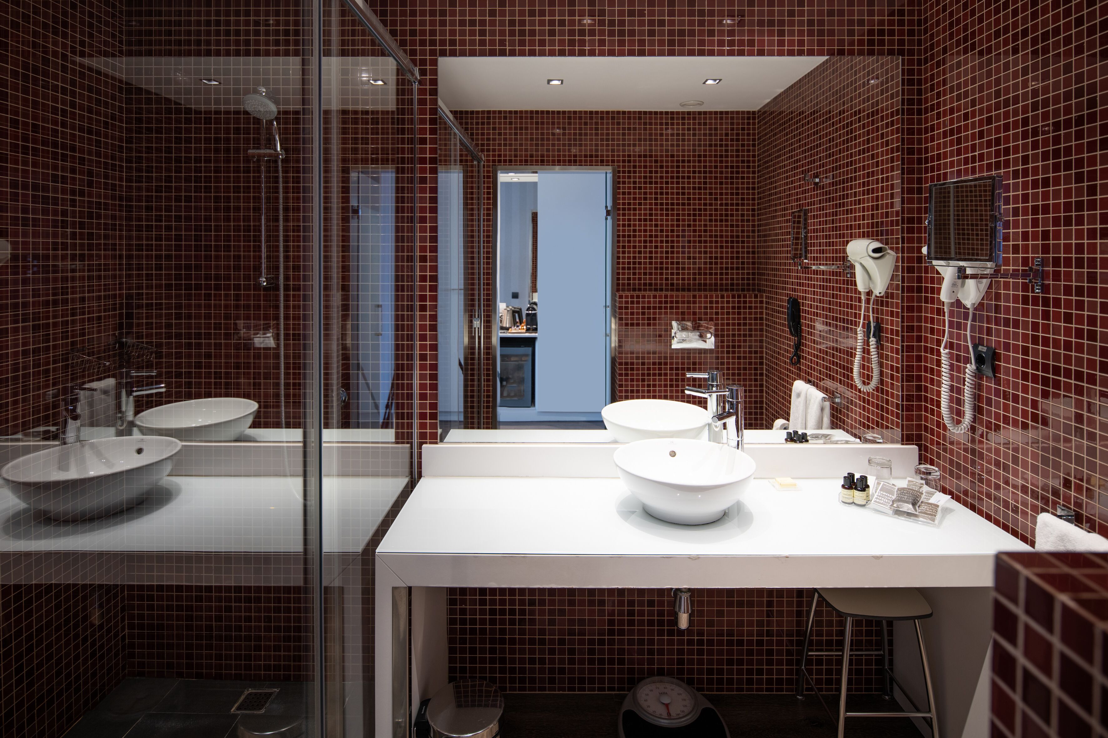 eco-friendly toiletries, hair dryer, bidet, towels