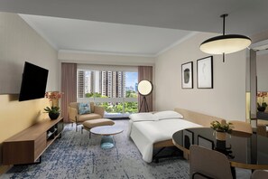 Suite, 1 kingsize-seng med sovesofa | Sengetøy av topp kvalitet, dundyner, minibar og safe på rommet