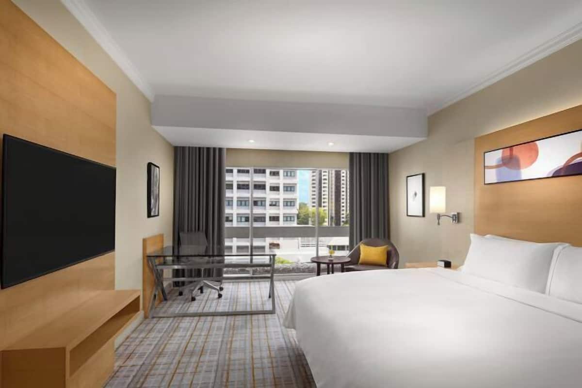 1 Schlafzimmer, hochwertige Bettwaren, Daunenbettdecken, Minibar
