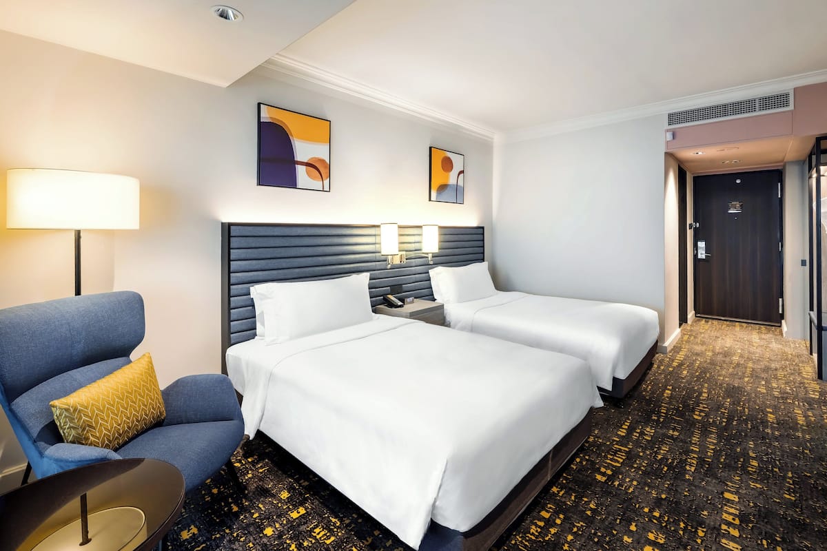 Deluxe Room, 2 Single Beds, Accessible, Club lounge access | Premium bedding, down duvets, minibar, in-room safe