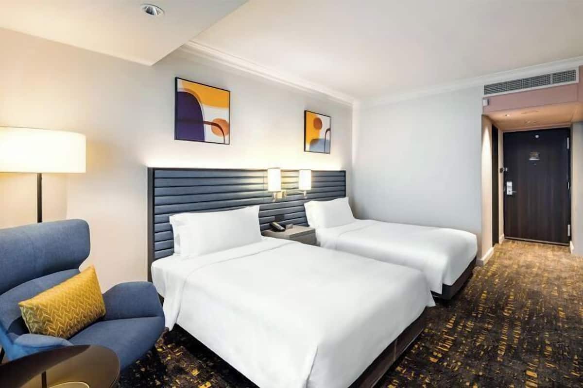 1 Schlafzimmer, hochwertige Bettwaren, Daunenbettdecken, Minibar