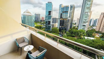 Premium bedding, down duvets, minibar, in-room safe