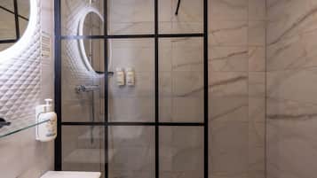 Eco-friendly toiletries, hair dryer, towels