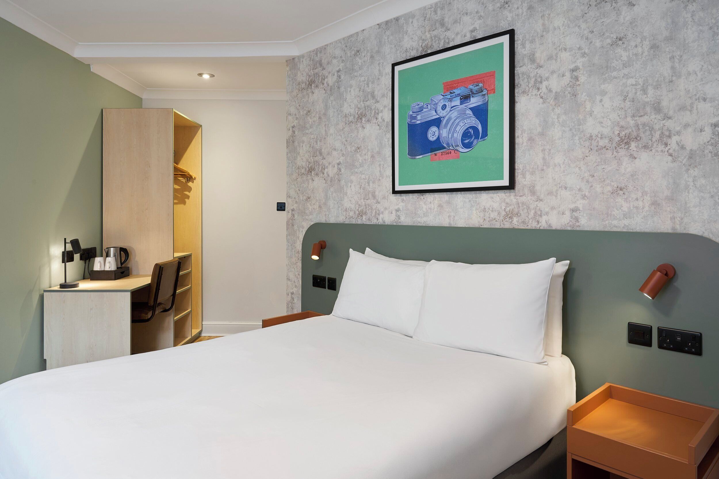 Habitación estándar, 1 cama doble | Escritorio, wifi gratis, despertador