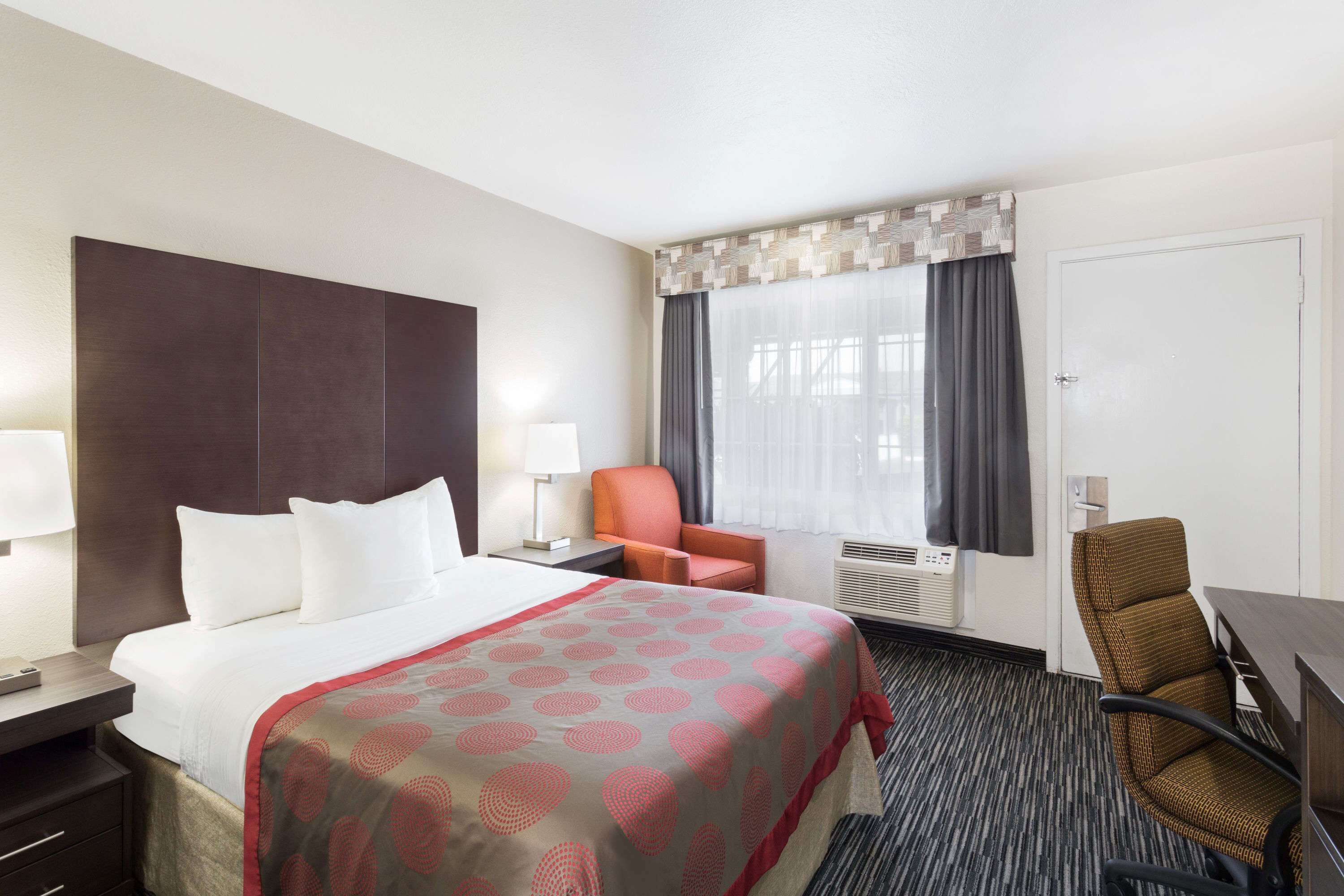 Foto - Ramada by Wyndham Monterey