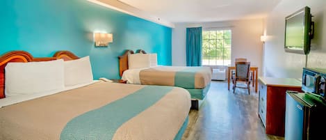 Laptop workspace, iron/ironing board, free WiFi, bed sheets