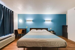 Standard Room, 1 King Bed, Non Smoking