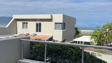 Room, Partial Ocean View | Balcony