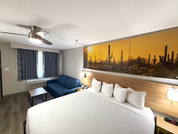 Deluxe Room, 1 King Bed with Sofa bed, Non Smoking | Desk, laptop workspace, blackout drapes, iron/ironing board