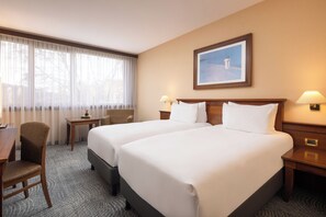 Room, 1 Single Bed, City View (Twin Guest Room) | Premium bedding, pillow-top beds, in-room safe, laptop workspace - Hilton Strasbourg (Strasbourg)