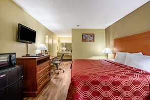 1 bedroom, desk, iron/ironing board, free WiFi