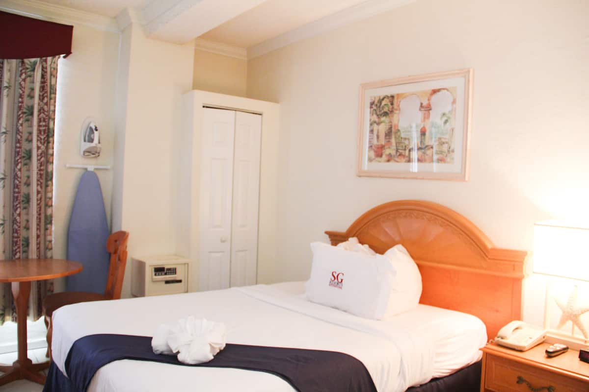 Run of the House - Non-refundable | In-room safe, blackout drapes, iron/ironing board