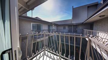 Deluxe Room, 2 Queen Beds | Balcony