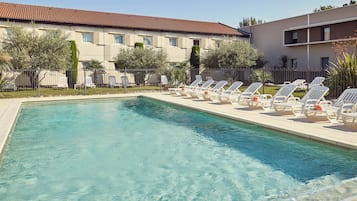 Outdoor pool, sun loungers