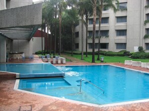 Udendørs pool