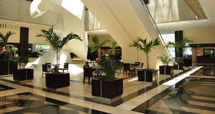 Royal Pedregal Hotel