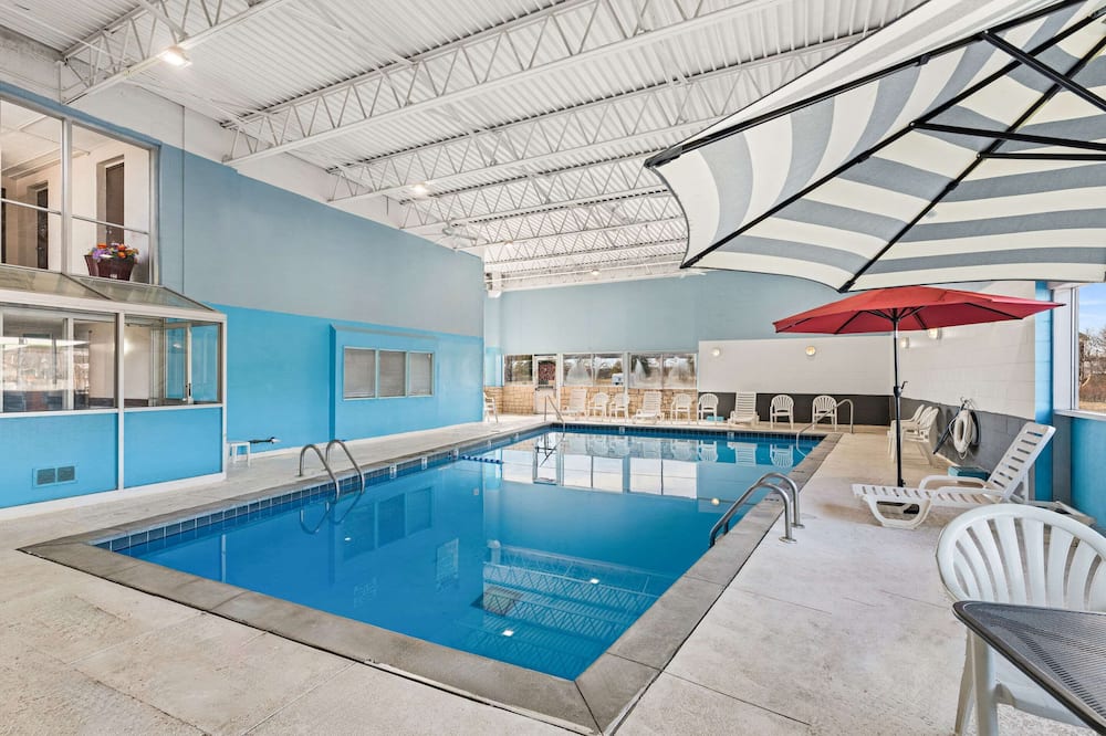 Quality Inn & Suites Council Bluffs - Omaha East