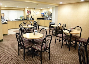 Free daily buffet breakfast