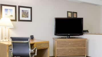 Ropa de cama hipoalergénica, escritorio y cortinas blackout