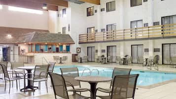 Piscine couverte