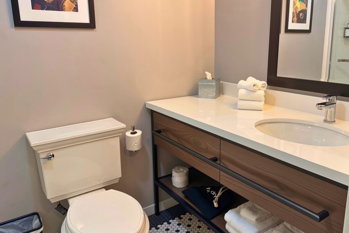 Free toiletries, hair dryer, towels, soap