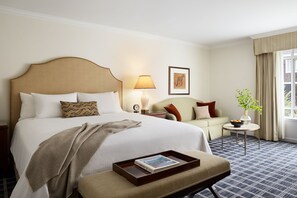 Down duvets, in-room safe, desk, laptop workspace