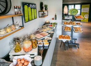 Free daily buffet breakfast - ARCOTEL Donauzentrum (Vienna)