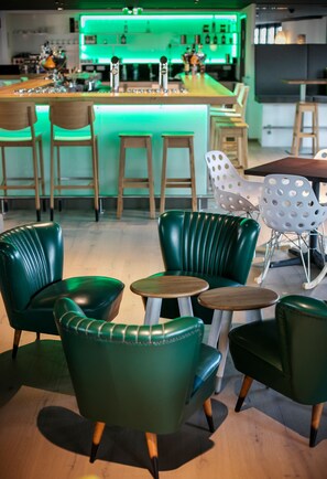 Bar (en la propiedad)
