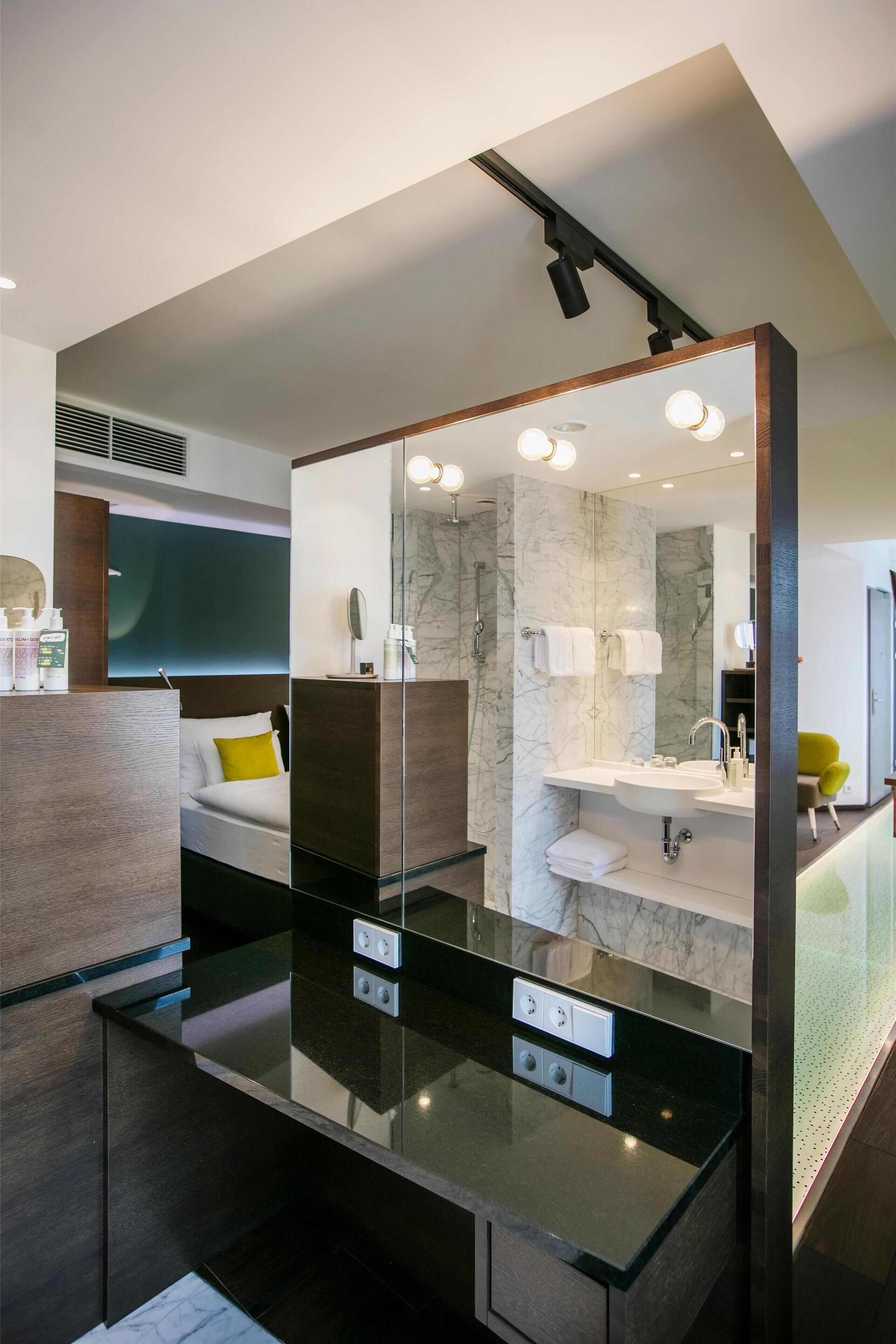 1 bedroom, hypo-allergenic bedding, in-room safe, desk