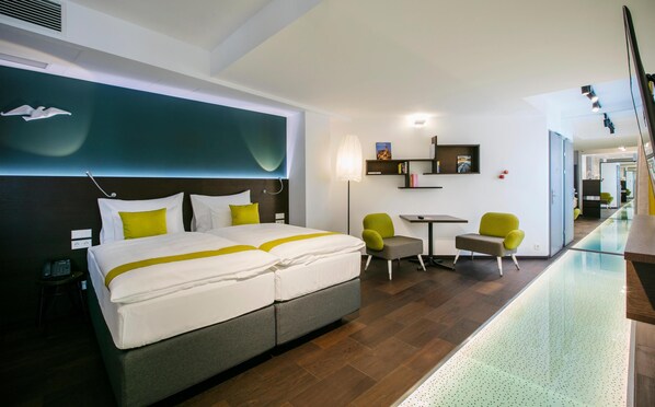 Allergitestet sengetøy, safe på rommet og skrivebord