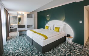 1 bedroom, hypo-allergenic bedding, in-room safe, desk