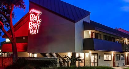 Red Roof Inn Pensacola – I-10 at Davis Highway