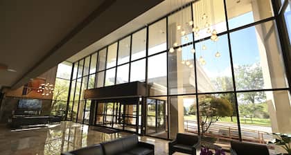 Grand Resort Hotel - Mt Laurel - Philadelphia