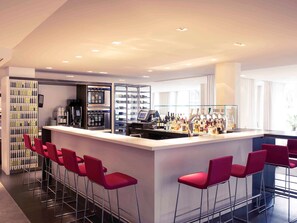 Bar (in der Unterkunft)