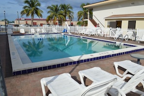 Outdoor pool, pool loungers