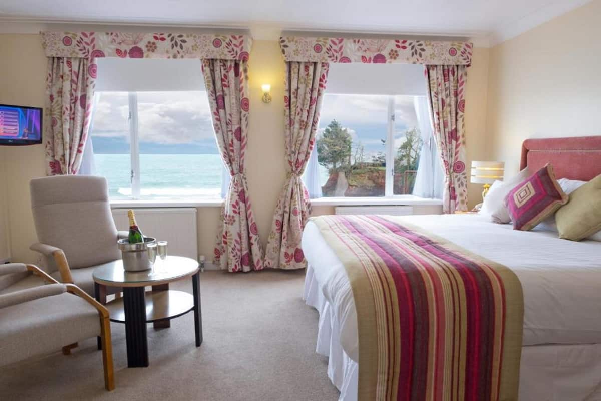 Bügeleisen/Bügelbrett, kostenlose Babybetten, kostenloses WLAN