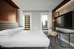 Deluxe Room, 1 King Bed | View from room