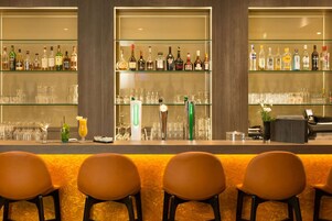 Bar (en la propiedad)
