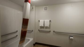 Ensemble baignoire-douche, baignoire profonde