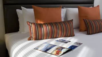 1 slaapkamer, een minibar, een kluis op de kamer, een bureau