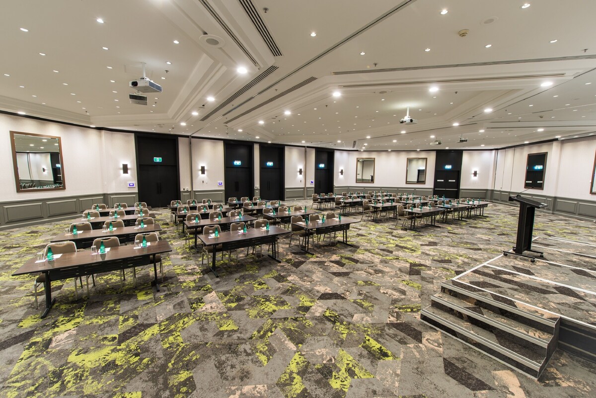 Novotel Sydney International Airport Hotel