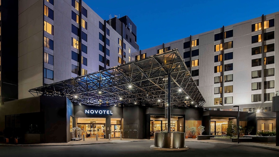 Novotel Sydney International Airport Hotel