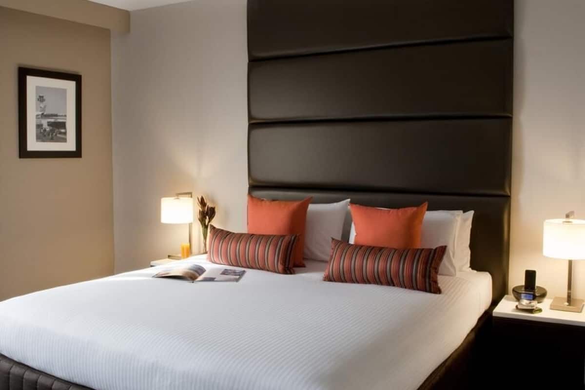 Deluxe Suite, 1 King Bed